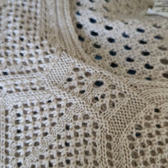 Poncho - Picture 3 of 3